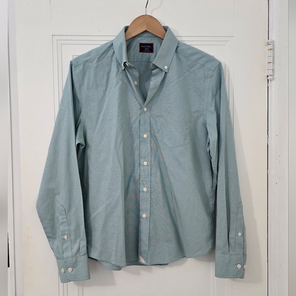 Untuckit 100% Cotton Green Button Down Shirt Long Sleeve Size S, Euc